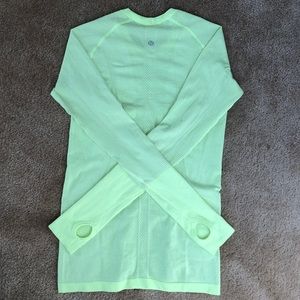 Lululemon swifty tech